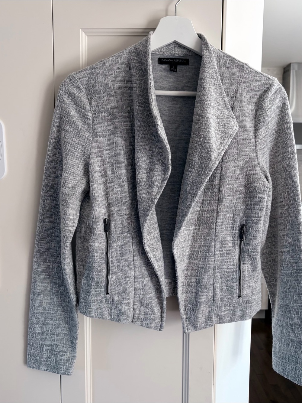 Banana Republic Light Gray Open-Front Textured Blazer